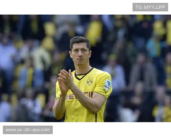 多特蒙德签约年轻前锋